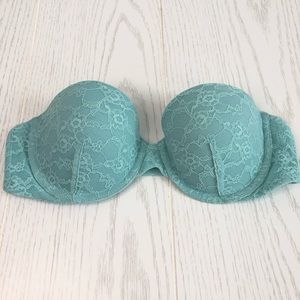 EUC Victoria’s Secret Strapless Push-Up Lace Bra